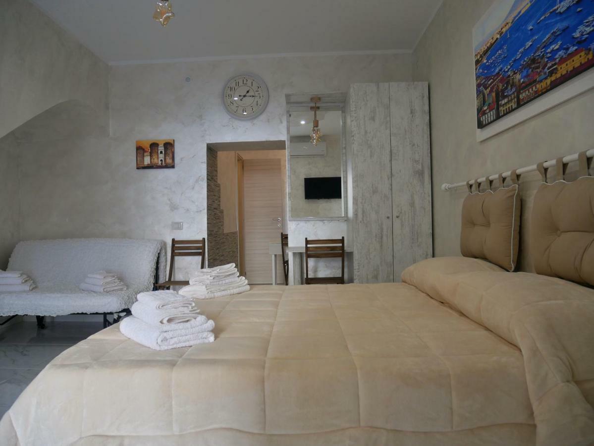 Casetta Bebbe Napoli Exterior foto